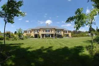 Clearwater Olive Estate Villa Christchurch Farm stay