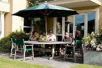 Farm stay Clearwater Olive Estate Villa Christchurch New Zealand